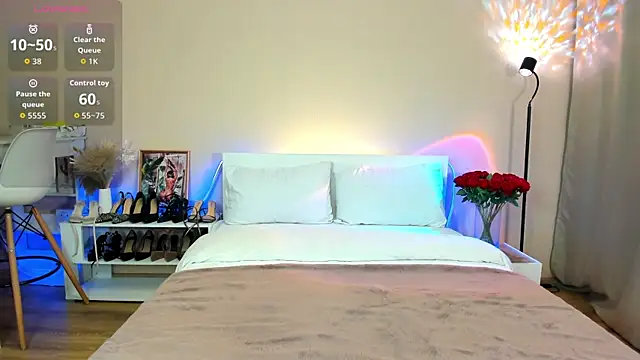 Snapshot of BethSun chatting on 10.08.25 BethSun online show from 10.08.25