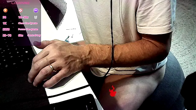 Snapshot of french_male_whore@xh chatting on 09.18.25 french male whorexh online show from 09.18.25