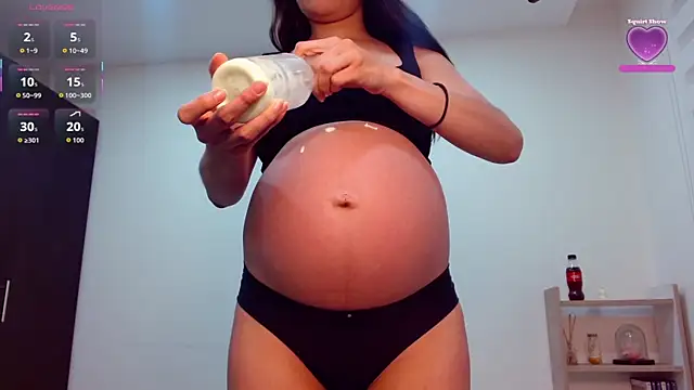 Roxxi 2110 online show from 10.01.25