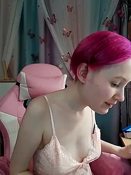 Fuzzy Unicorn online show from 11.25.25