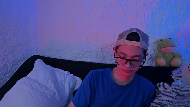 Snapshot of thiago_kinghot chatting on 09.15.25 thiago kinghot online show from 09.15.25