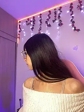 Lia  1 online show from 01.16.26