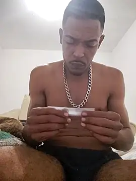 lacoste12 online show from 02.04.26