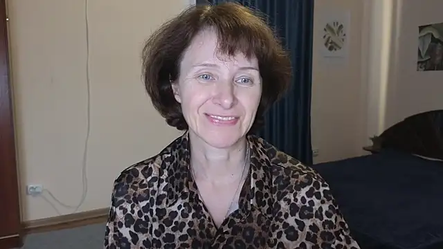 Lia Tito online show from 11.15.25