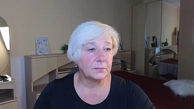 Snapshot of Milana_Milky chatting on 09.14.25 Milana Milky online show from 09.14.25