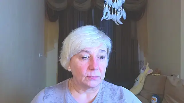 Milana Milky online show from 11.28.25