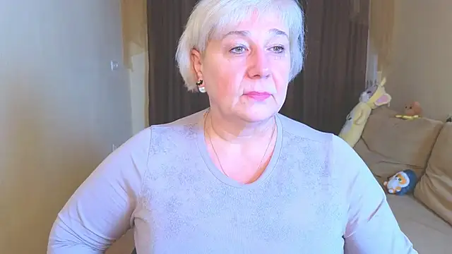 Milana Milky online show from 12.17.25