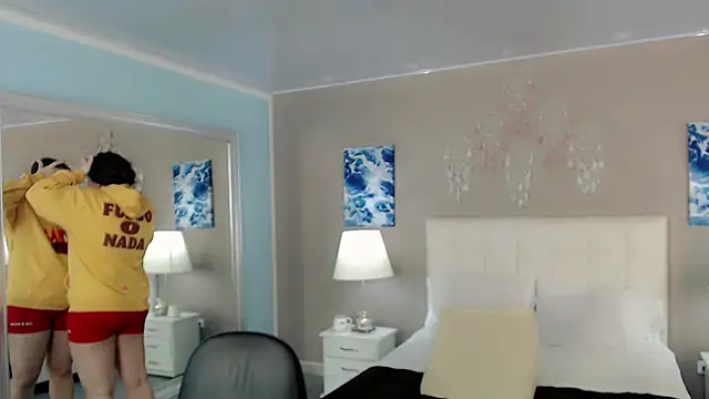 maddissonivanova online show from 10.24.25