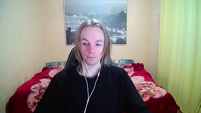 Snapshot of AdamDickens chatting on 09.27.25 AdamDickens online show from 09.27.25