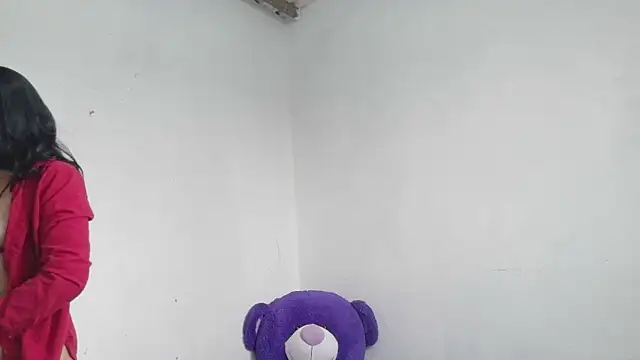 Snapshot of NataliaAr- chatting on 04.15.26 NataliaAr- online show from 04.15.26