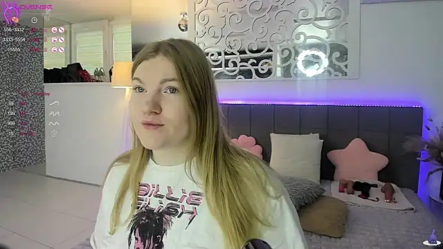 AshleyJoness online show from 11.18.25