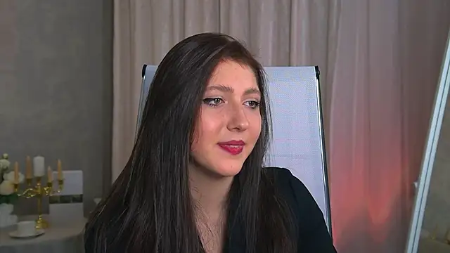 Snapshot of Mary_Miiller chatting on 10.10.25 Mary Miiller online show from 10.10.25