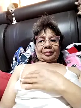 Snapshot of OliviaMorris1 chatting on 09.16.25 OliviaMorris1 online show from 09.16.25