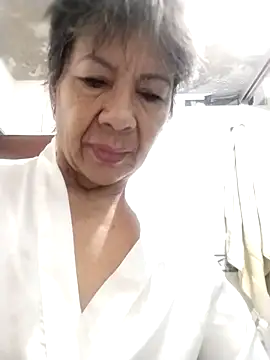 Snapshot of OliviaMorris1 chatting on 10.06.25 OliviaMorris1 online show from 10.06.25