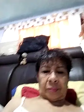 Snapshot of OliviaMorris1 chatting on 10.13.25 OliviaMorris1 online show from 10.13.25