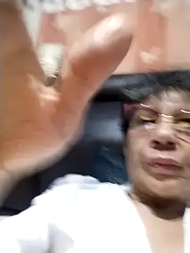 Snapshot of OliviaMorris1 chatting on 10.30.25 OliviaMorris1 online show from 10.30.25