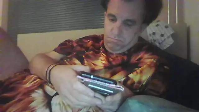 Snapshot of JasperGeil chatting on 10.14.25 JasperGeil online show from 10.14.25