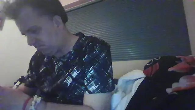 Snapshot of JasperGeil chatting on 10.19.25 JasperGeil online show from 10.19.25