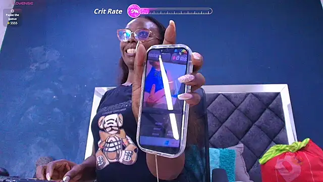 Snapshot of ebony__jheim chatting on 06.19.26 ebony jheim online show from 06.19.26