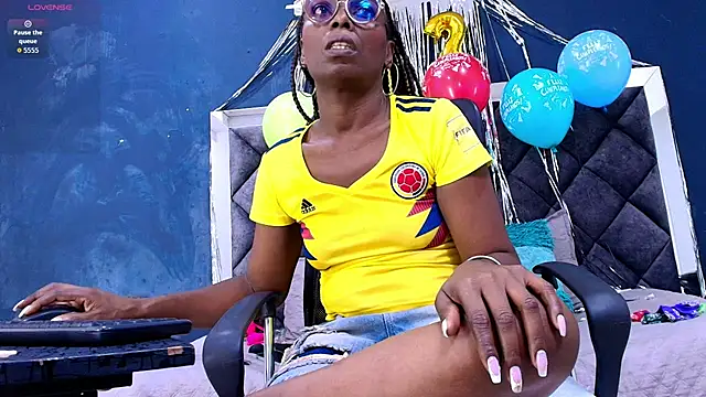 Snapshot of ebony__jheim chatting on 07.07.26 ebony jheim online show from 07.07.26