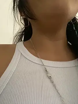 Snapshot of Rosa_25x chatting on 10.18.25 Rosa 25x online show from 10.18.25