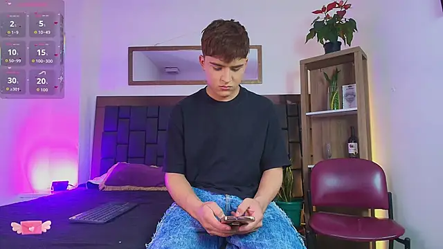 Lucass love online show from 02.12.26