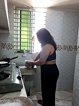 Bristy- online show from 04.11.26