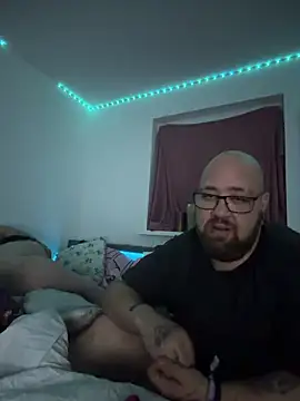 mrandmrsdarkside online show from 04.12.26