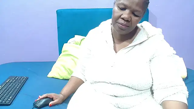 NaughtyChubbyZoe online show from 10.01.25