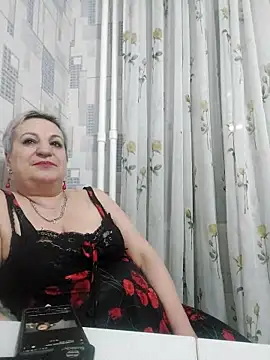 StarNicole online show from 11.04.25