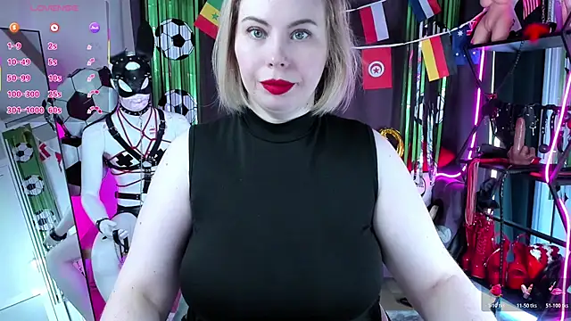 Snapshot of Anna_Maxwell chatting on 07.18.26 Anna Maxwell online show from 07.18.26