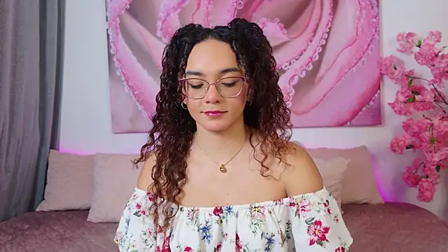 Taylor Tina online show from 11.29.25