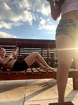 Snapshot of tetutamy chatting on 10.04.25 tetutamy online show from 10.04.25