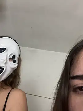 Snapshot of tetutamy chatting on 10.22.25 tetutamy online show from 10.22.25