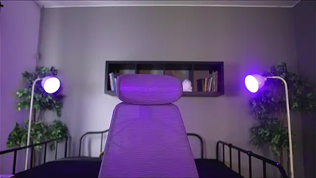 Sabrina bloom online show from 12.01.25