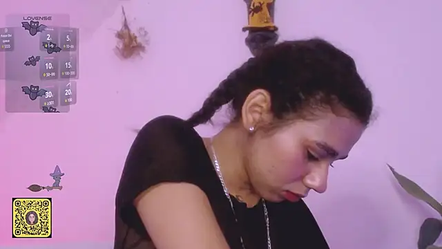 Nocturnawitch online show from 10.14.25