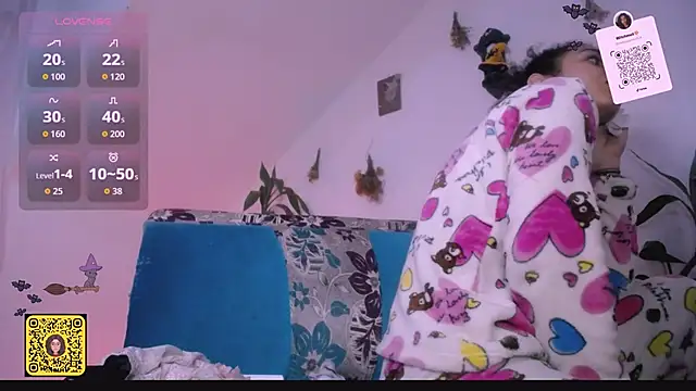 Nocturnawitch online show from 10.24.25