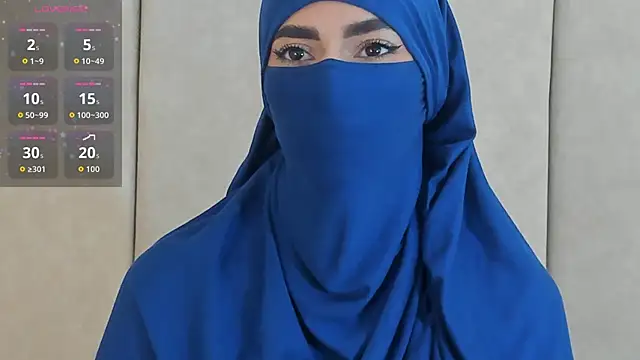  Zahiira  online show from 09.25.25