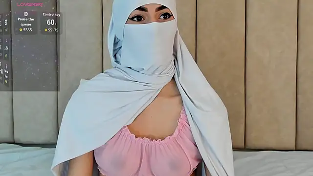  Zahiira  online show from 01.14.26