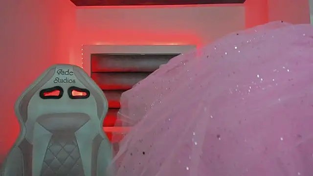 Andrea brunnette online show from 10.31.25