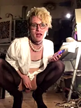 Sissy Cindy Whore online show from 01.05.26