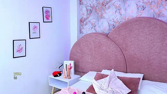 RavenGloomy online show from 11.10.25