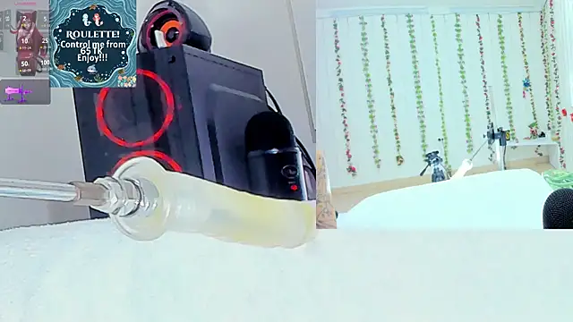 Snapshot of Kitty__Rose__ chatting on 09.27.25 Kitty  Rose   online show from 09.27.25