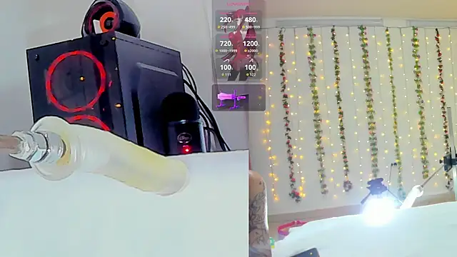 Snapshot of Kitty__Rose__ chatting on 09.28.25 Kitty  Rose   online show from 09.28.25