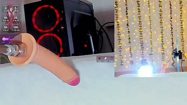 Snapshot of Kitty__Rose__ chatting on 10.04.25 Kitty  Rose   online show from 10.04.25