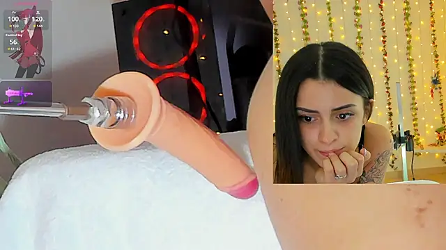 Snapshot of Kitty__Rose__ chatting on 10.05.25 Kitty  Rose   online show from 10.05.25