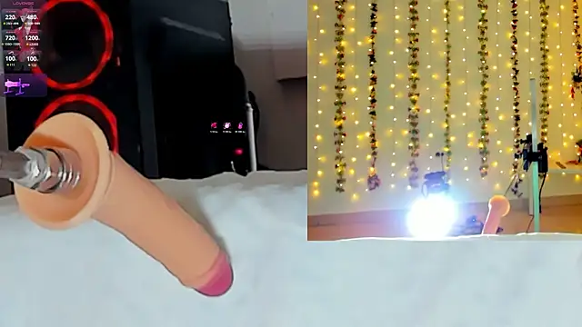 Snapshot of Kitty__Rose__ chatting on 10.22.25 Kitty  Rose   online show from 10.22.25