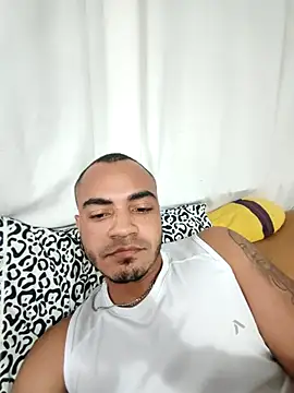 Snapshot of SanChacal5694 chatting on 09.19.25 SanChacal5694 online show from 09.19.25