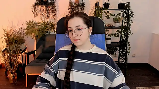 VirtuallVoyant online show from 12.03.25