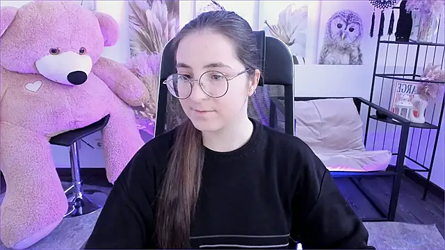 VirtuallVoyant online show from 12.16.25